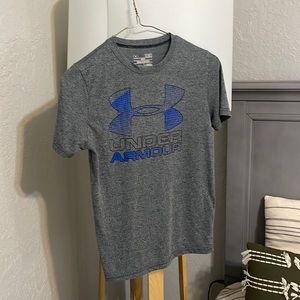 Under Armour loose fit